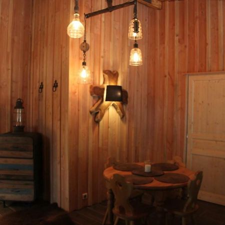 L'Isba Des Bois, Hors Du Temps Lejlighed Janvry  Eksteriør billede